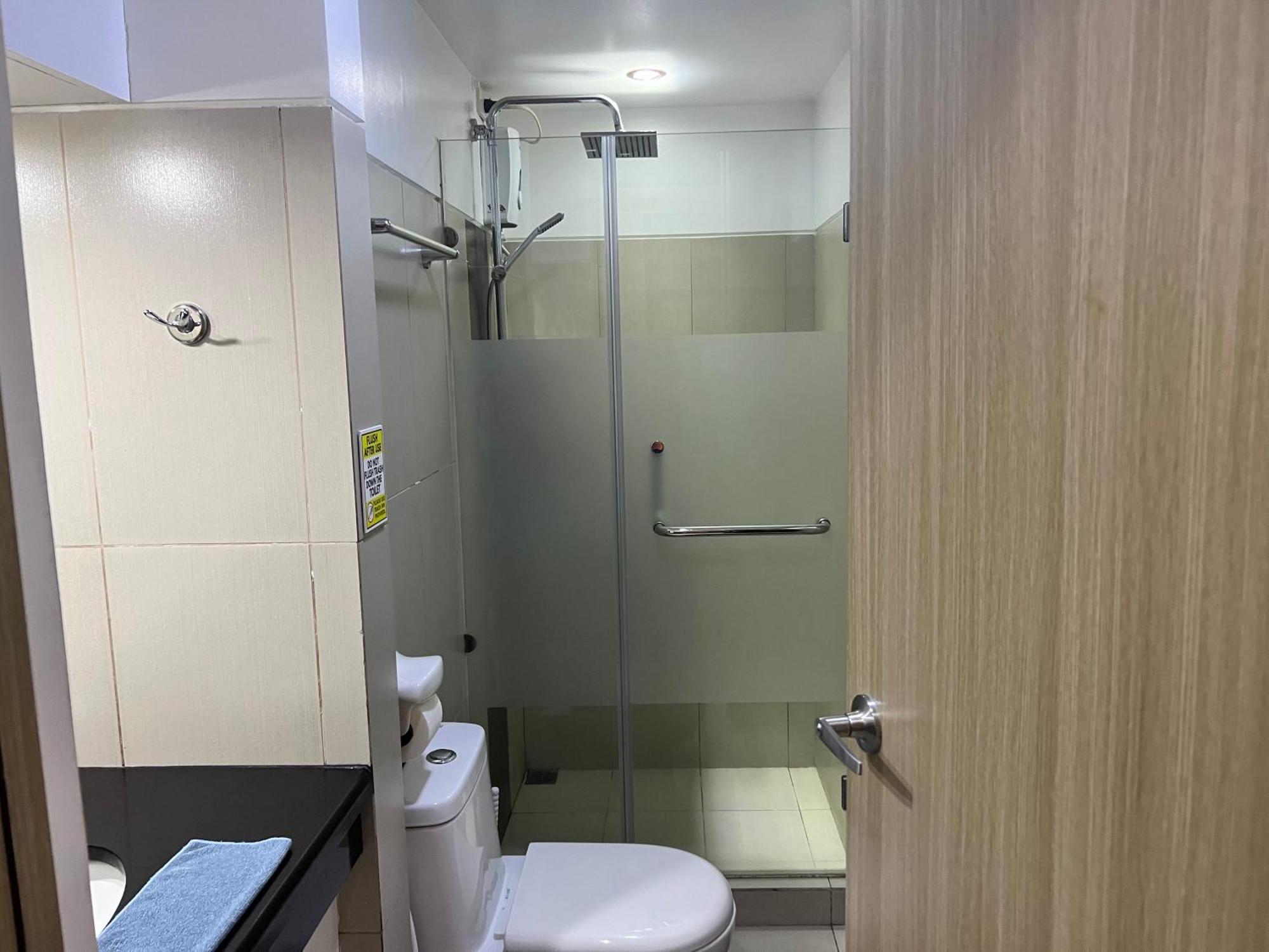 De Luxe, Standard And Studio Suites -The Breeze Residences-Close To Airport,Mall Of Asia, Us Embassy Manila Exterior foto